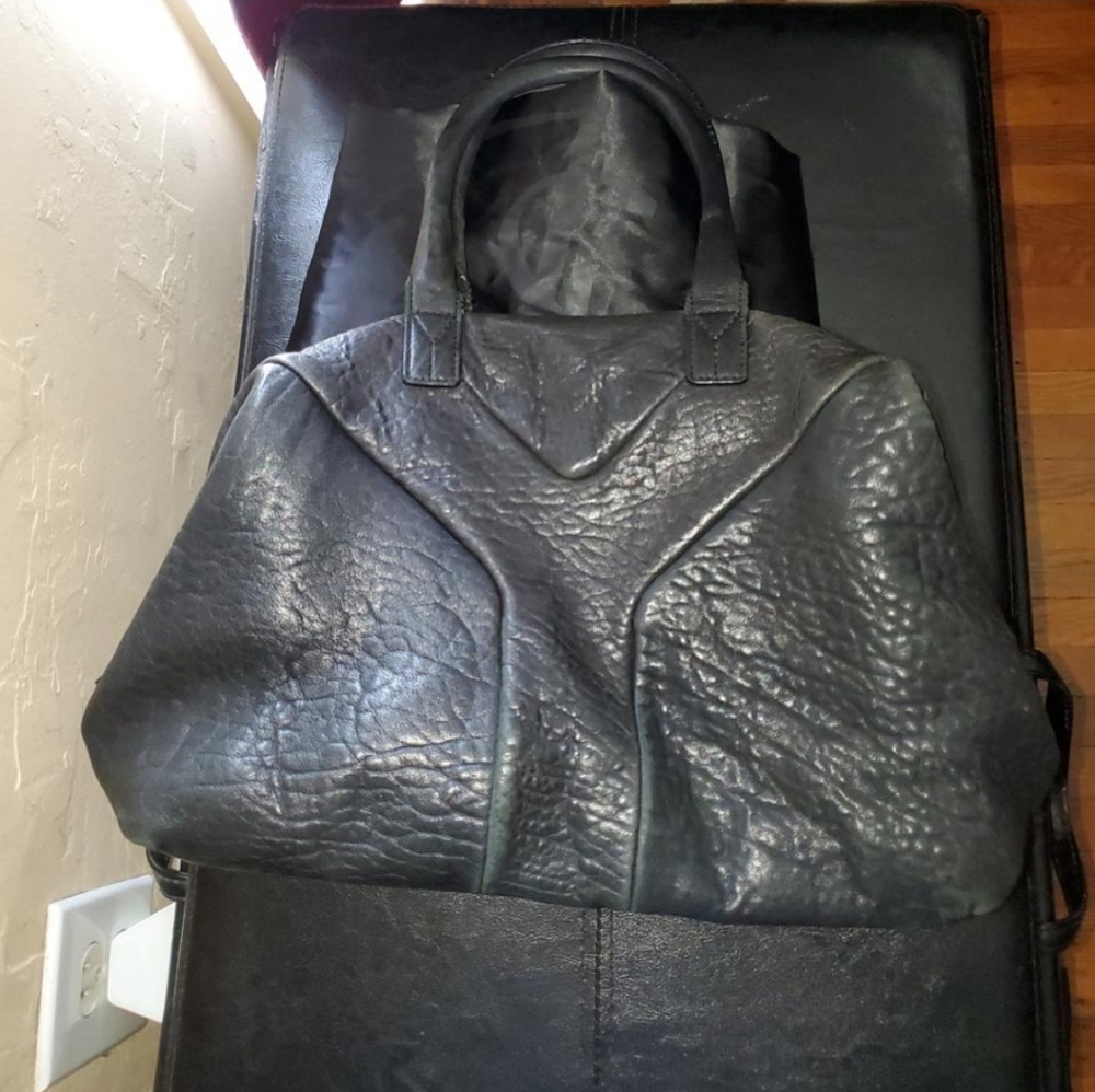 Yves Saint Laurent Easy Handbag